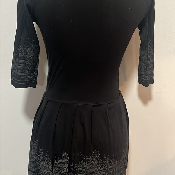 Elfarrow XS unique dress - Picture 2 of 4